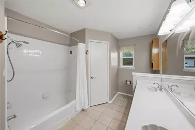 1129 W Hills Terrace, Saginaw, TX 76179 - Photo 11