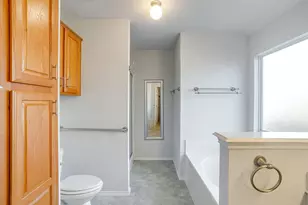 706 Hill Ln, Cleburne, TX 76033 - Photo 25