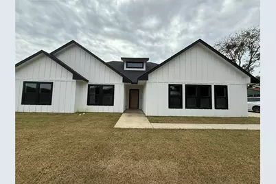 114 Traiilridge Drive, Corsicana, TX 75110 - Photo 1