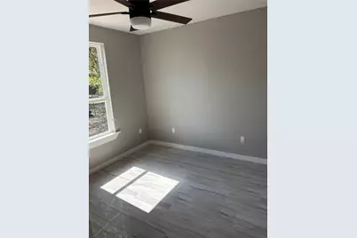 328 E Norway Street, Walnut Springs, TX 76690 - Photo 15