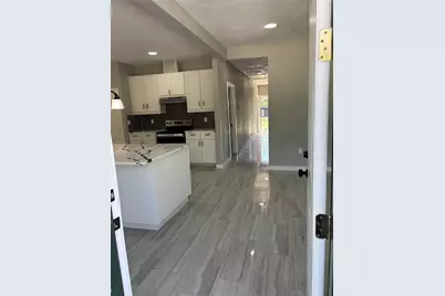 328 E Norway Street, Walnut Springs, TX 76690 - Photo 5