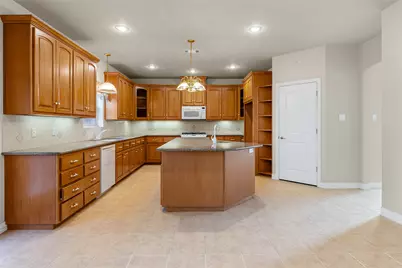 2012 Creekview Drive, Commerce, TX 75428 - Photo 13