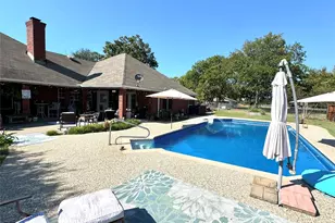 505 W 3rd St, Dodd City, TX 75438 - Photo 13