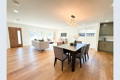 1326 Stevens Ridge Drive, Dallas, TX 75211 - Photo 11