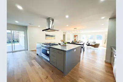 1326 Stevens Ridge Drive, Dallas, TX 75211 - Photo 9