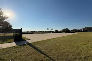 8812 Landergin Mesa Dr, Fort Worth, TX 76131 - Photo 17