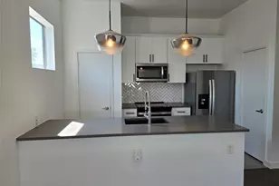 3015 Bryan St, Dallas, TX 75204 - Photo 5