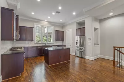 643 S Cesar Chavez Boulevard, Dallas, TX 75201 - Photo 3