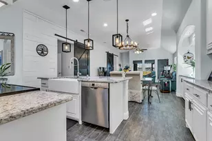 108 Gateway Dr, Alvarado, TX 76009 - Photo 5