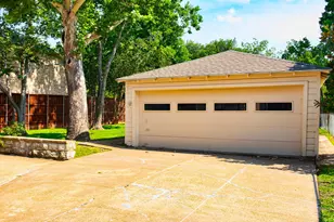 6216 Mercedes Ave, Dallas, TX 75214 - Photo 15