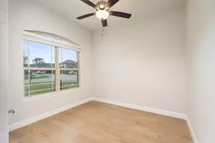 2510 Rockbrook Rd, Garland, TX 75041 - Photo 11