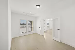 1805 Hidden Crk Dr, Midlothian, TX 76065 - Photo 7