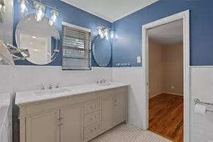 8815 Bretshire Dr, Dallas, TX 75228 - Photo 9