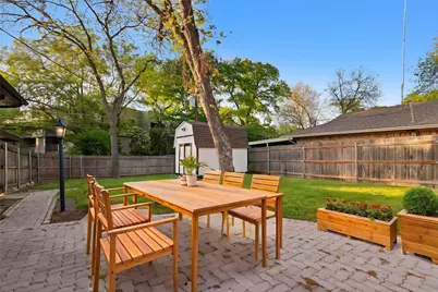 8815 Bretshire Drive, Dallas, TX 75228 - Photo 7