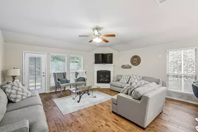 10120 Long Branch Drive, McKinney, TX 75071 - Photo 13