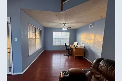 4153 Stinwick, Grand Prairie, TX 75052 - Photo 9
