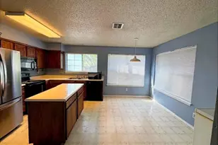 4153 Stinwick, Grand Prairie, TX 75052 - Photo 5