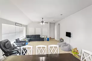 803 Lakeview Dr, Alvarado, TX 76009 - Photo 19