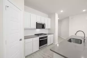 720 Scarlet Sage Dr, Waxahachie, TX 75165 - Photo 9