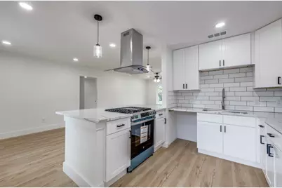 910 Darlene Lane, Arlington, TX 76010 - Photo 9