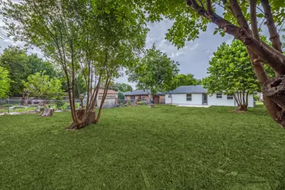 910 Darlene Lane, Arlington, TX 76010 - Photo 23