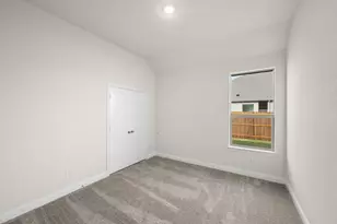 105 Grey Wolf Ct, Godley, TX 76044 - Photo 21