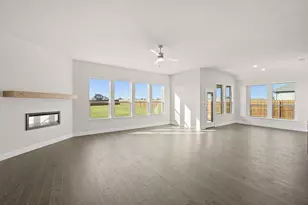 105 Grey Wolf Ct, Godley, TX 76044 - Photo 9