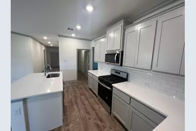 490 Oak Creek Drive, Lavon, TX 75166 - Photo 5