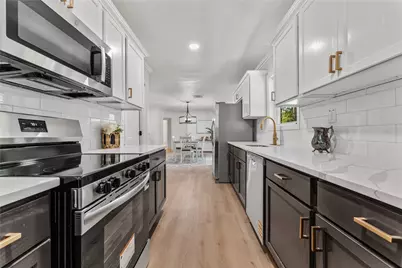 6301 Haden Drive, Waco, TX 76710 - Photo 9