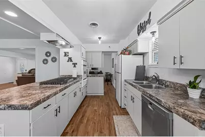 1711 Barton Drive, Arlington, TX 76010 - Photo 11