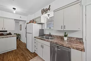 1711 Barton Dr, Arlington, TX 76010 - Photo 13