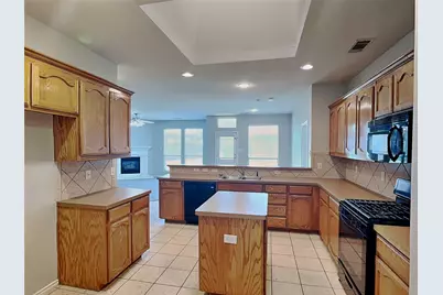 9616 Flowering Spring Trail, Fort Worth, TX 76036 - Photo 3