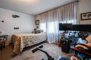 310 E Tarrant St, Bowie, TX 76230 - Photo 25