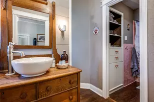 310 E Tarrant St, Bowie, TX 76230 - Photo 23