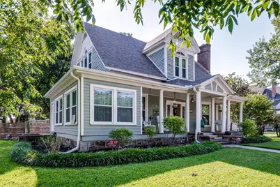 310 E Tarrant Street, Bowie, TX 76230 - Photo 3