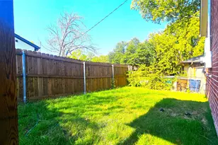 1405 E Sherman Dr, Denton, TX 76209 - Photo 15