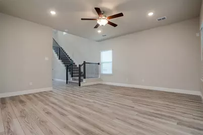 213 Town Park Avenue, Princeton, TX 75407 - Photo 3