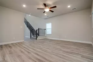 213 Town Pk Ave, Princeton, TX 75407 - Photo 3