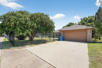 904 Breckenridge Drive, DeSoto, TX 75115 - Photo 29