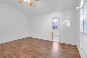 1108 Pine Ridge Dr, Azle, TX 76020 - Photo 19