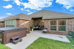 120 Cheryl Dr, Keene, TX 76059 - Photo 5