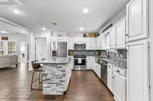 14 Lillis Park Cir, Denison, TX 75020 - Photo 13