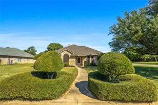 14 Lillis Park Cir, Denison, TX 75020 - Photo 3