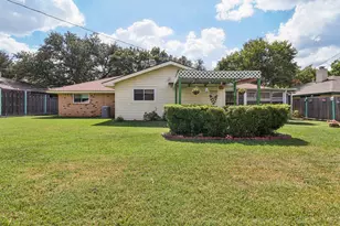 2105 Briarwood Blvd, Arlington, TX 76013 - Photo 35