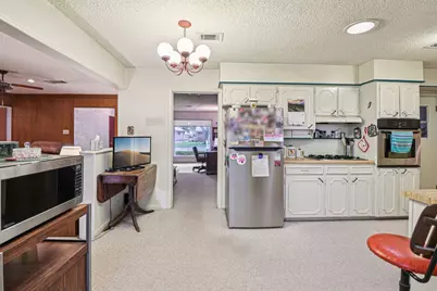 2105 Briarwood Boulevard, Arlington, TX 76013 - Photo 15