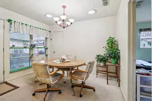 2105 Briarwood Blvd, Arlington, TX 76013 - Photo 13