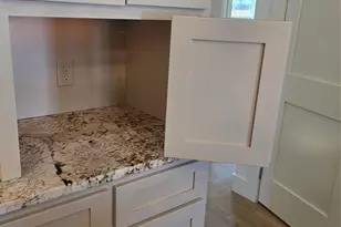 203 W Cherry St, Nocona, TX 76255 - Photo 11