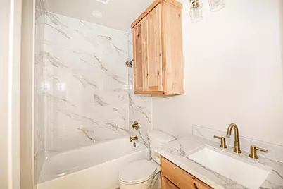 203 W Cherry Street, Nocona, TX 76255 - Photo 19