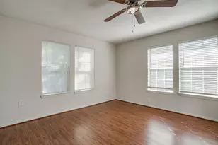 2725 Halbert St, Fort Worth, TX 76112 - Photo 7