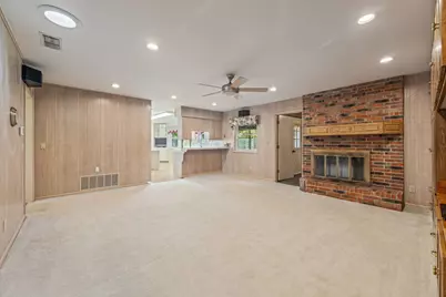 1003 Royal Lane, Graham, TX 76450 - Photo 5